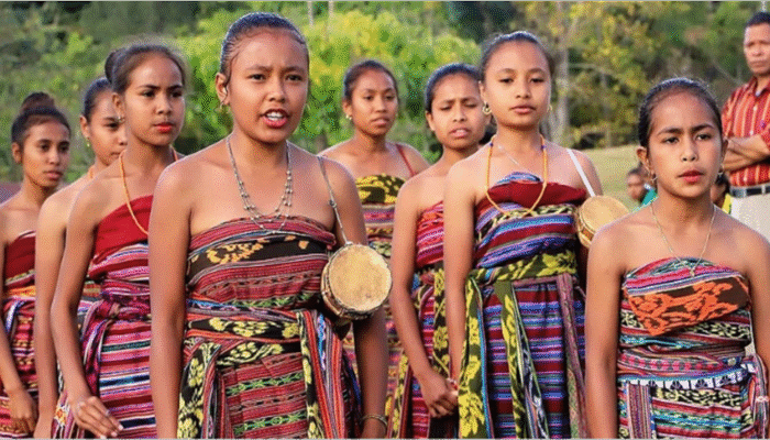 Ami ba “bulan madu” iha Timor-Leste no aprende istória moruk