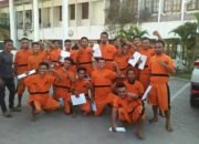 Safii Kemamang 01 Setiap tindakan revolusioner kita adalah tindakan dan teriakan melawan praktek penindasan dan penghisapan. Kutipan dalam foto di Facebook VA Safi’i --- Boa noite Selamat malam #KaumMerah #AlutaContinua