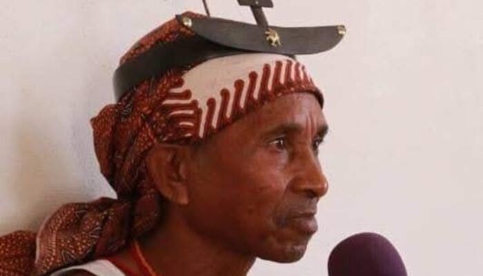 Guerilleiru nia múzika nu’udar arma ida ba rezisténsia no ai-han klamar nian “Tinan naruk Berliku Lian Timur”