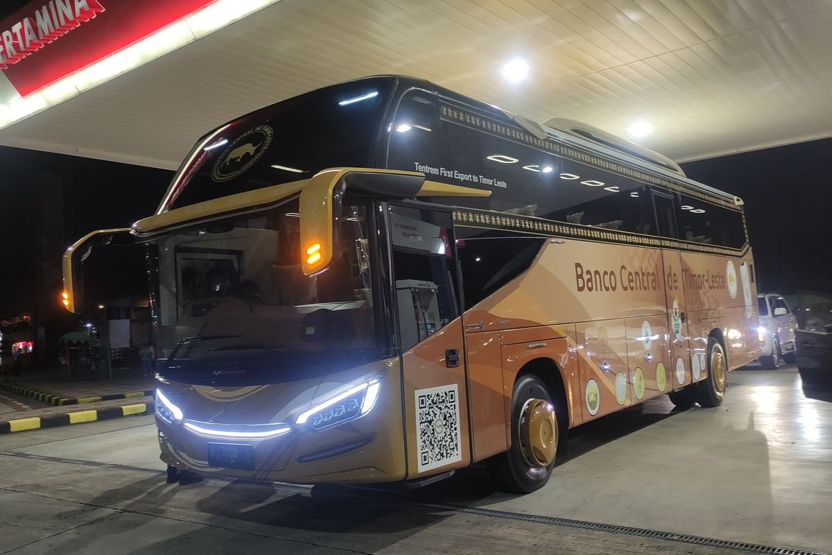 Karoseri Tentrem nia esportasaun bis dahuluk ba Timor Leste (Tentrem)