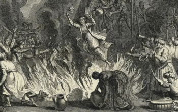 Hulton Archive/Getty Images Praktik sati merupakan tradisi India di mana seorang janda dibakar hidup-hidup di atas kayu pembakaran suaminya